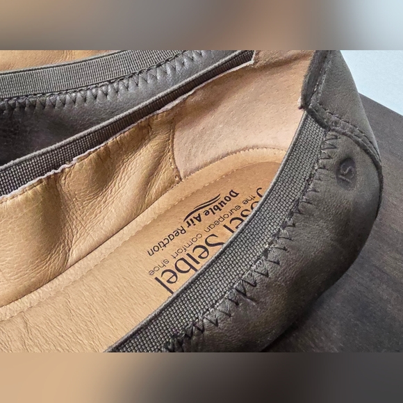 Josephine Siebel Pippa Taupe Nubuck Ballet Flat Women's Size 9.5 - Picture 7 of 12